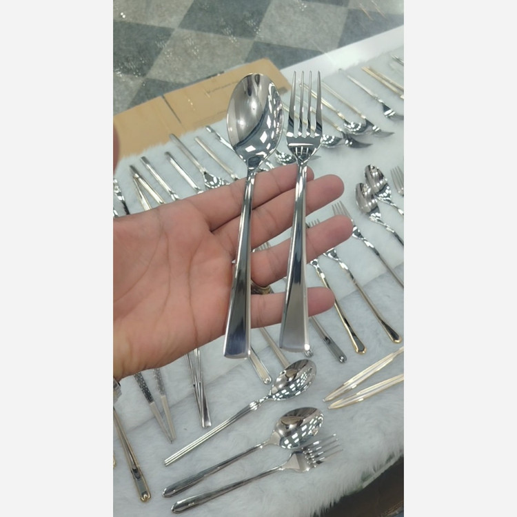 سرویس قاشق و چنگال 24نفره 118 پارچه نقره ای مارک AYD شرکت یونیک ساده ( پس کرایه)