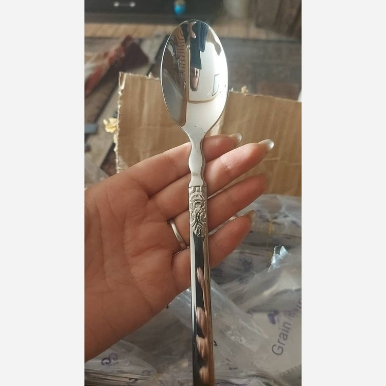 سرویس قاشق و چنگال 24 نفره 128 پارچه جی وان مدل گراسو سلطنتی (( کارد چنگال 3بعدی )) ساده پس کرایه