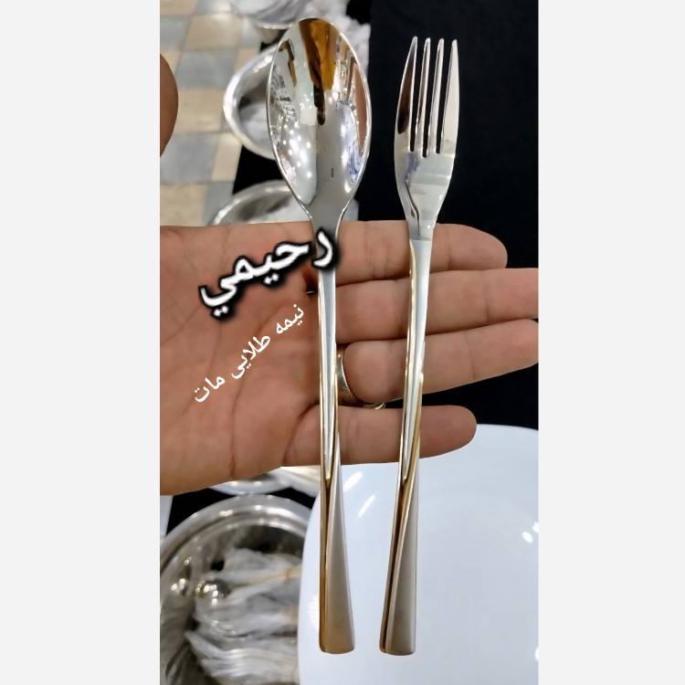 سرویس قاشق و چنگال 24نفره 120پارچه نیمه طلایی یونیک طرح زیبا ( هزینه ارسال درب منزل )
