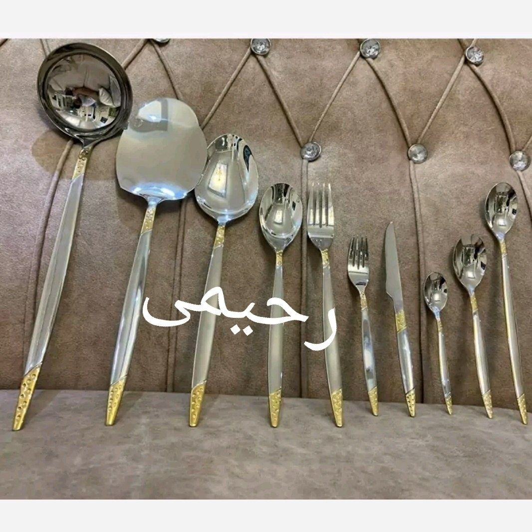 سرویس قاشق و چنگال 24 نفره 120 پارچه نیمه طلایی یونیک دهانه اروپایی نقره ای طلایی توت فرنگی بی چمدون قاشق چنگال
