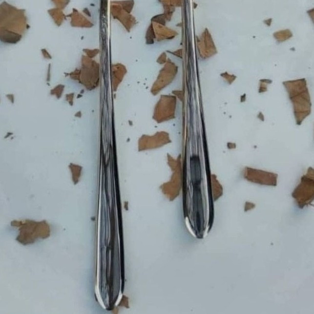سرویس قاشق چنگال 18 نفره 81پارچه مارک یونیک المان کیفیت بدون چمدون دنا ناخنی (( پس کرایه))