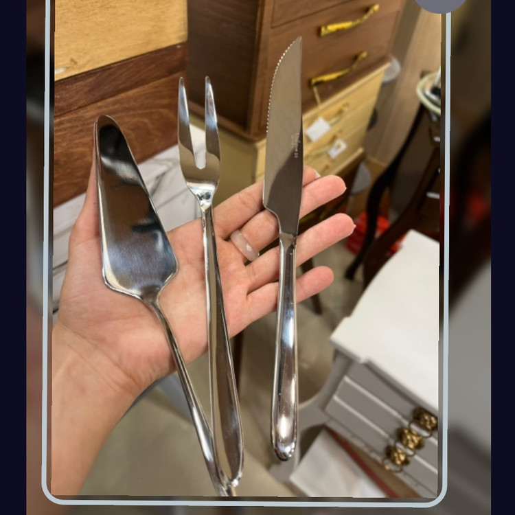 سرویس قاشق و چنگال 24 نفره 144 پارچه کیفیت عالی دونا و ناخنی ( پس کرایه )