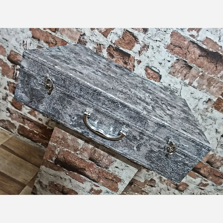 چمدون قاشق و چنگال المینیوم برای سرویس 120 و 144پارچه چمدان قاشق و چنگال (( از نزدیک خیلی قشنگن )) (پس کرایه)